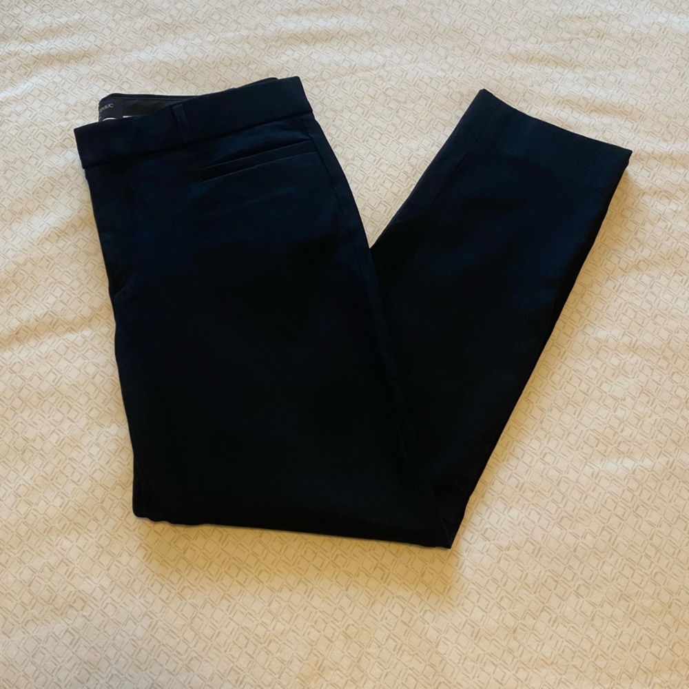 EUC Banana Republic Sloan slim ankle pant in black